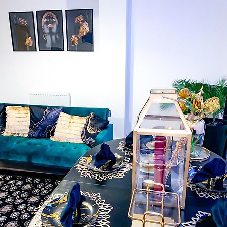 مانشستر Royal Rooms At Coop Live Etihad, Sports City المظهر الخارجي الصورة